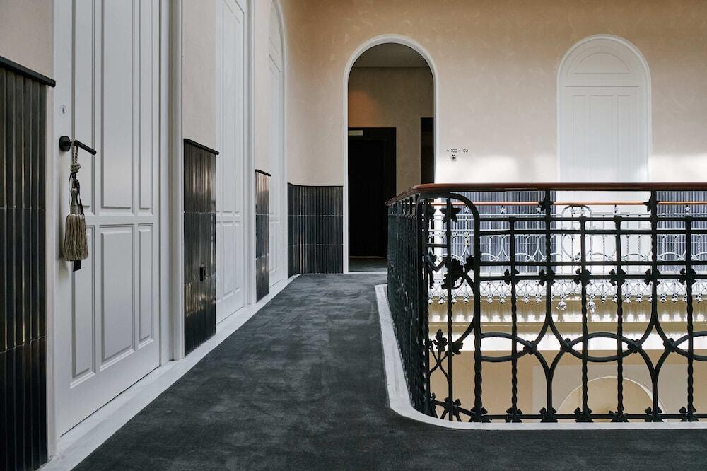 hotel image 11