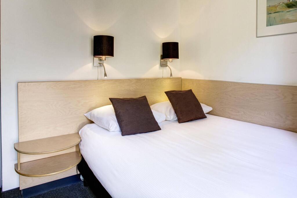hotel image 16