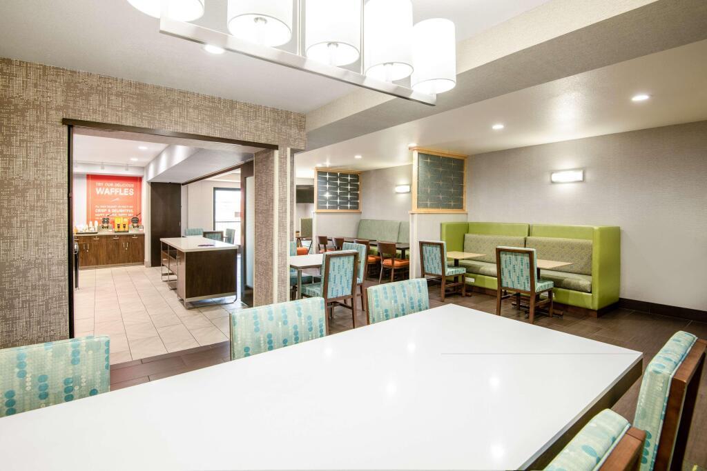 hotel image 8