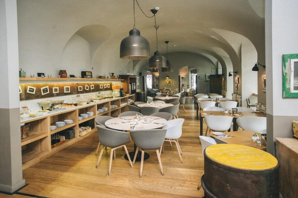 hotel image 12