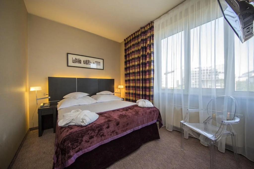 hotel image 9
