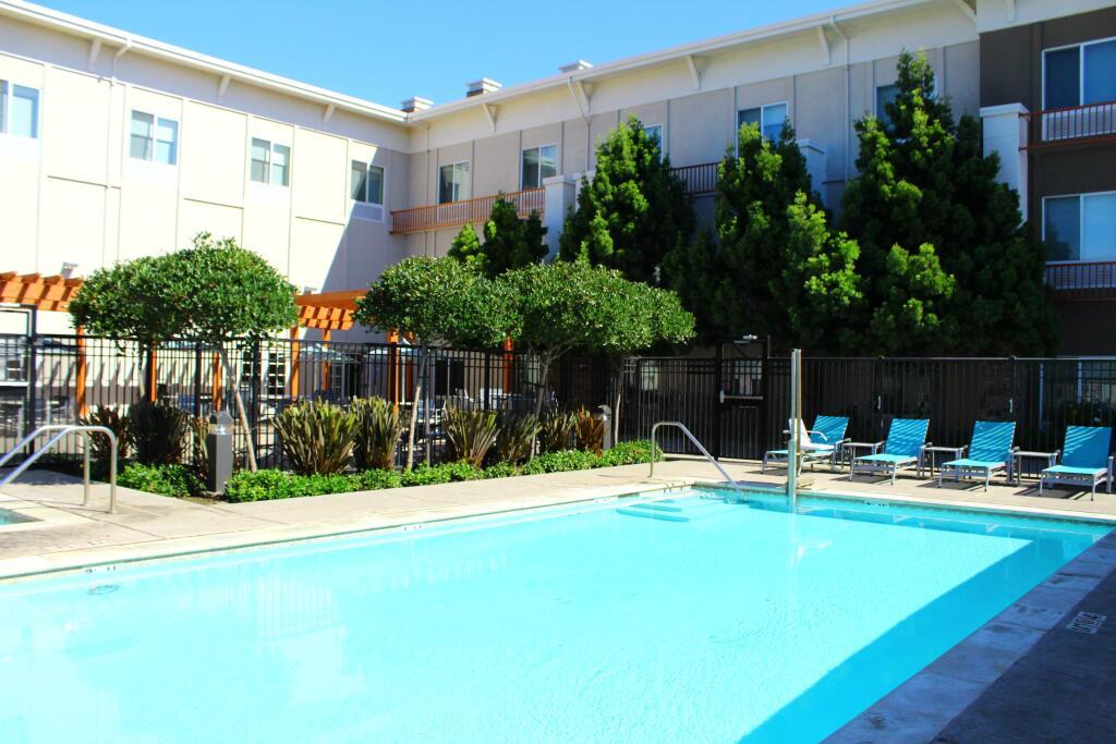 hotel image 16