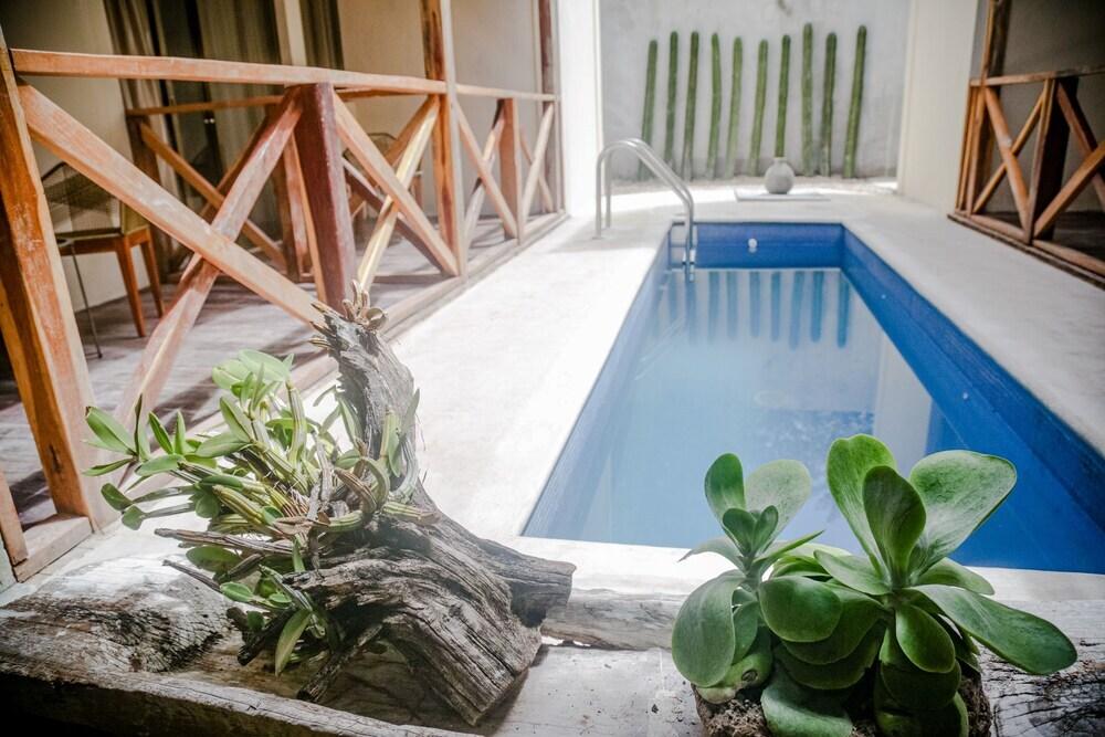 hotel image 10