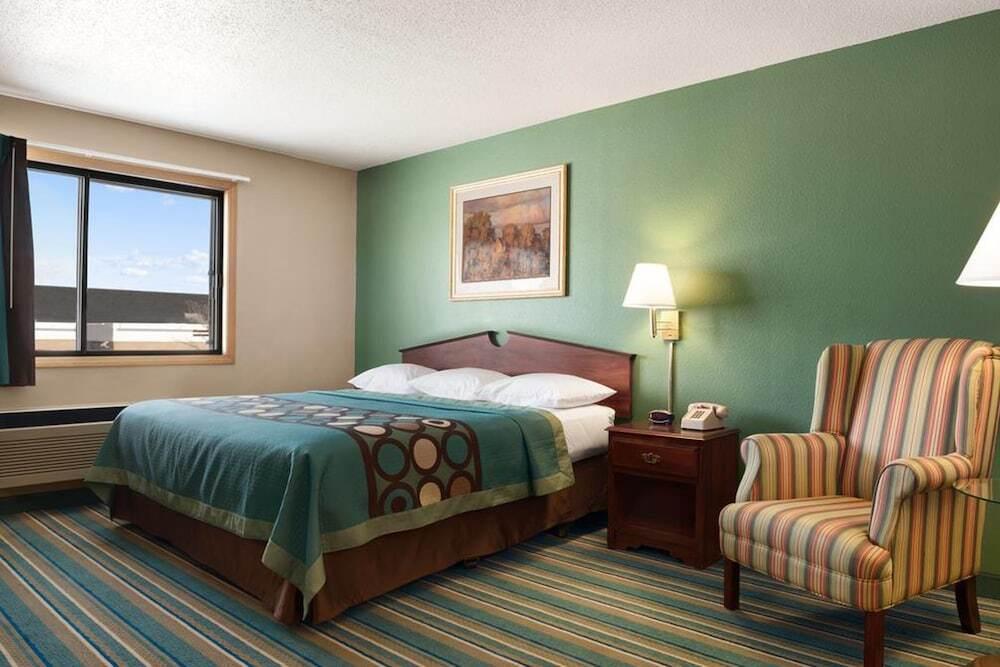 hotel image 12