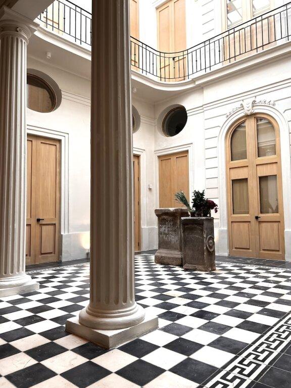 hotel image 10