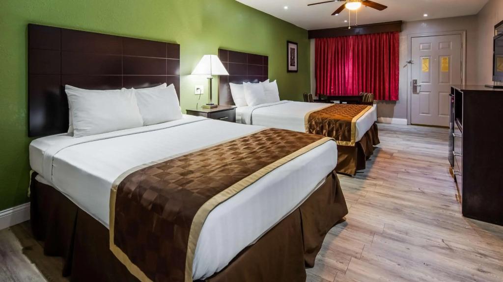 hotel image 13