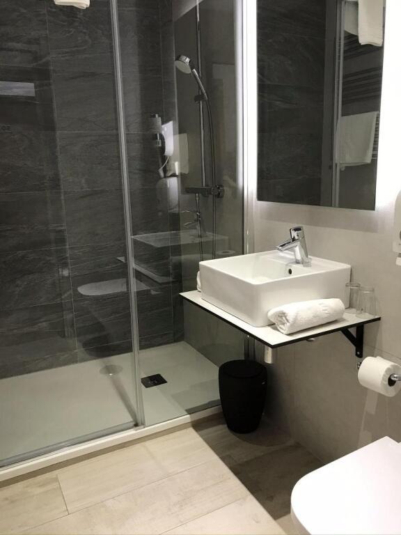 hotel image 16