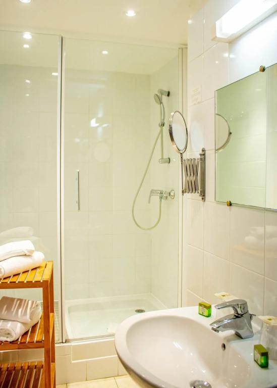 hotel image 13
