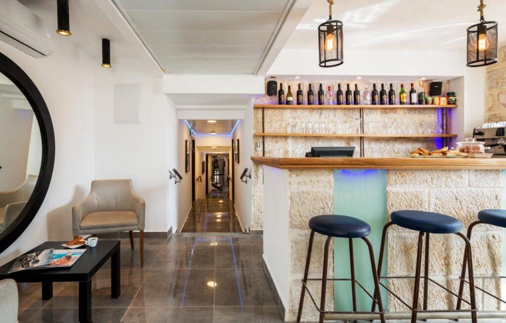 hotel image 10