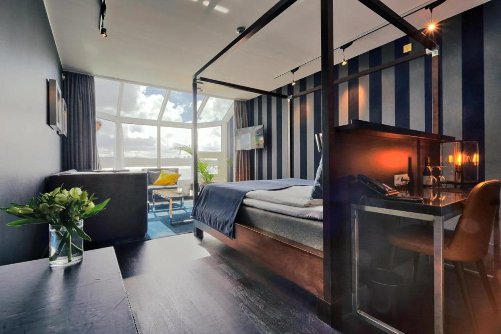hotel image 11