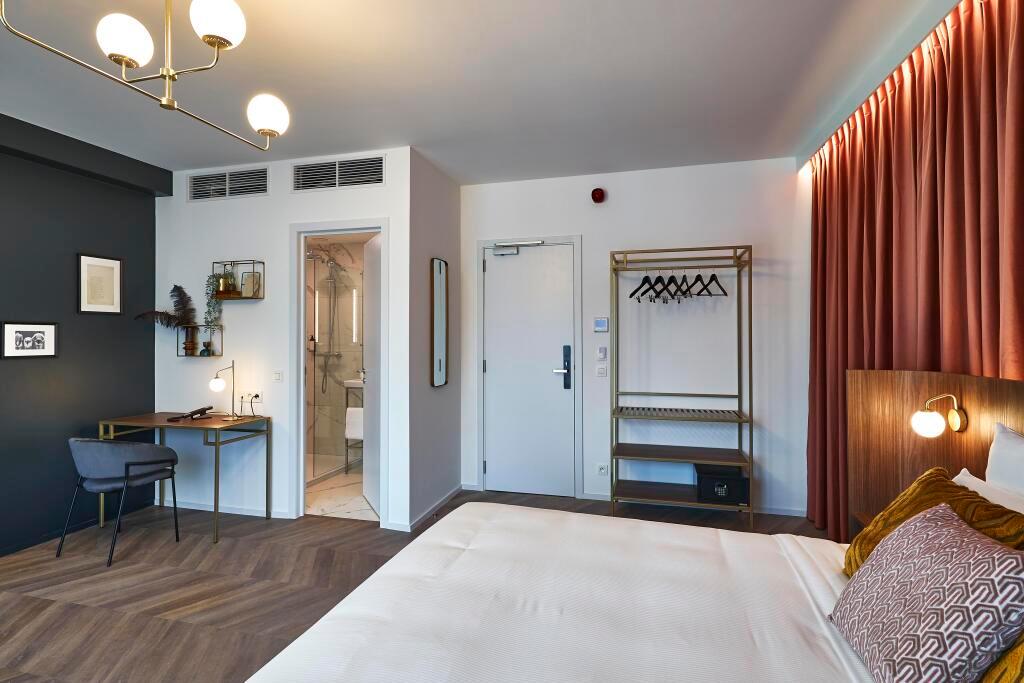 hotel image 12