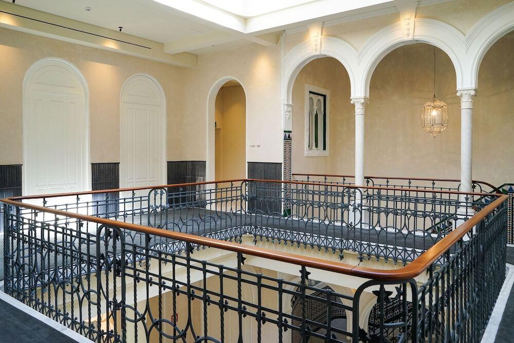 hotel image 16