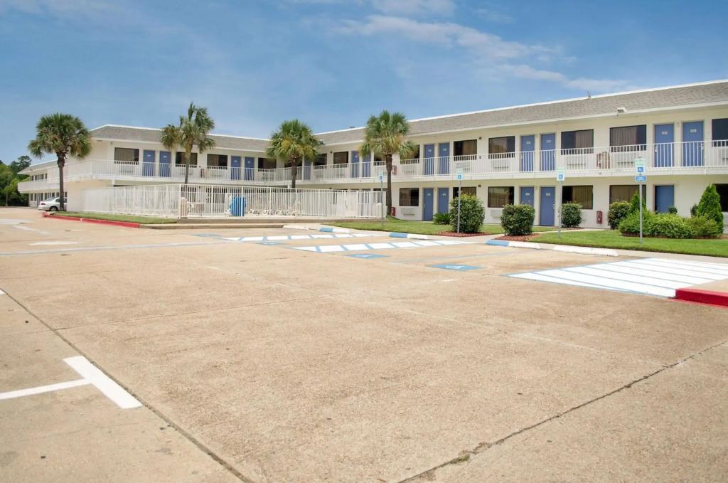 hotel image 11