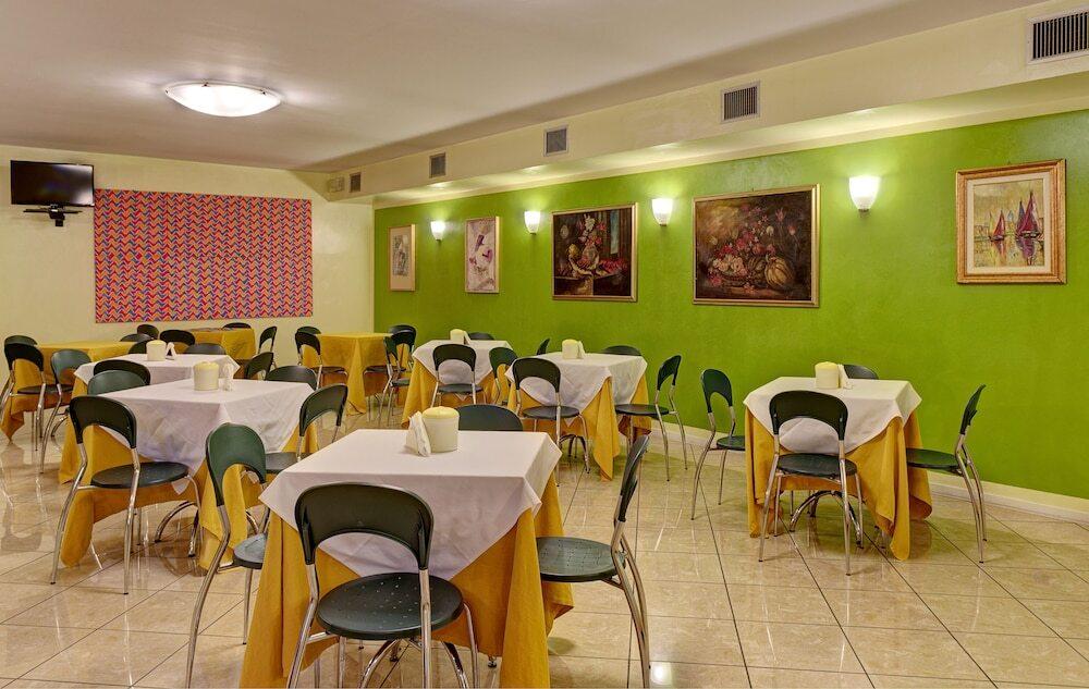 hotel image 9