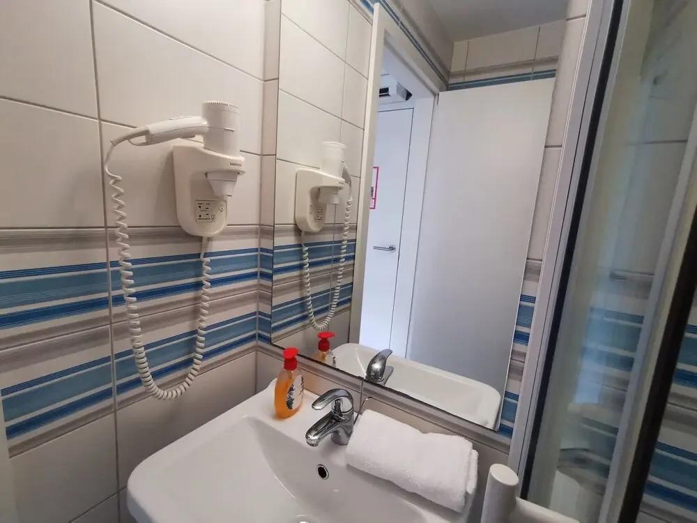 hotel image 13