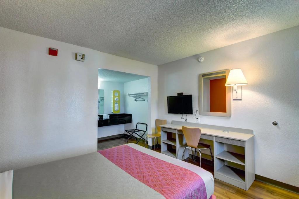 hotel image 10