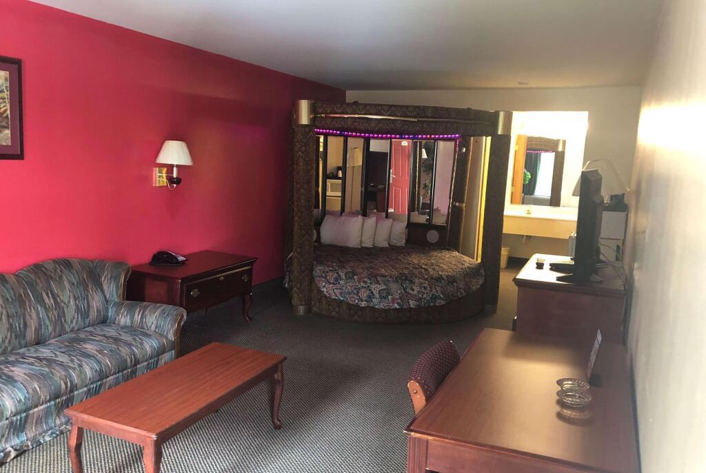 hotel image 9