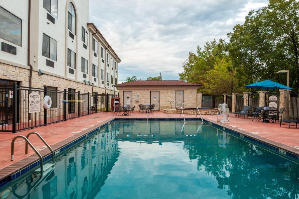 hotel image 30