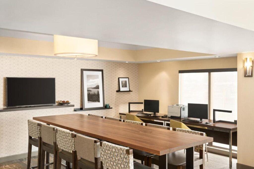 hotel image 13
