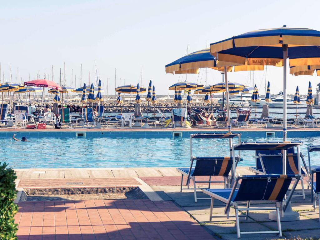 hotel image 11