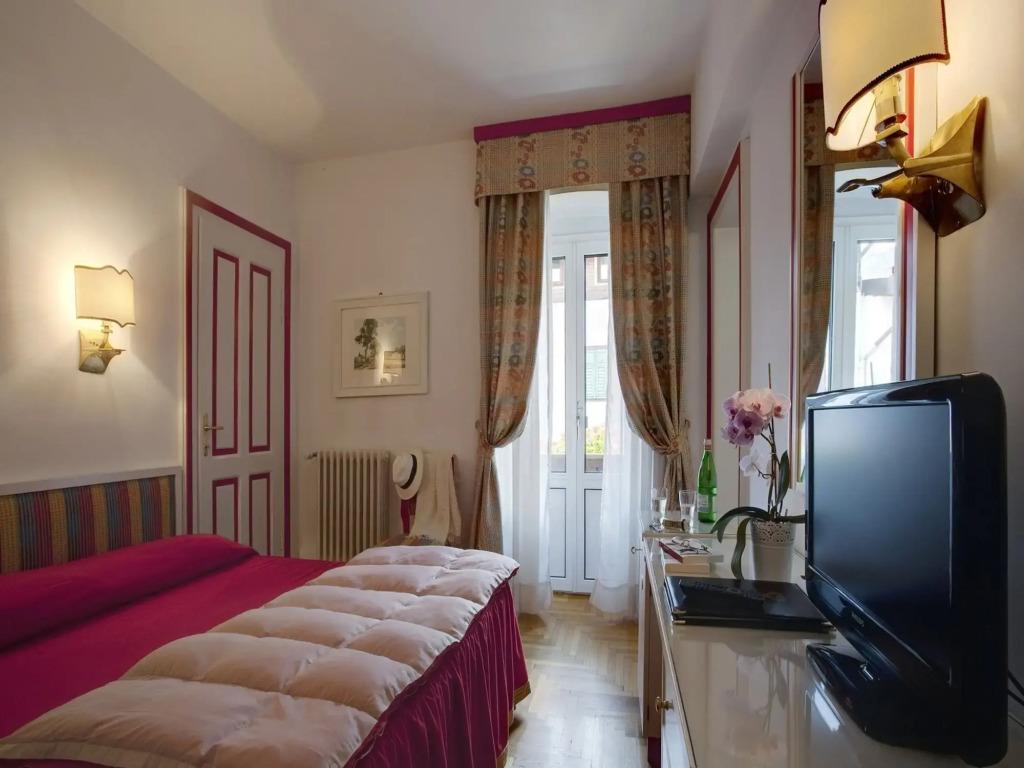 hotel image 10