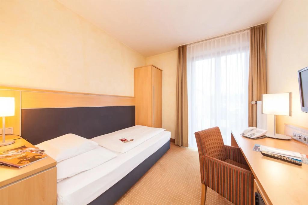 hotel image 12