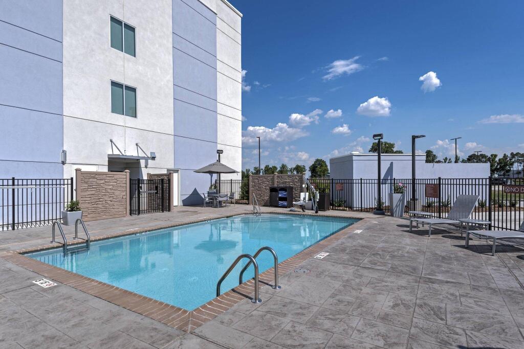 hotel image 16