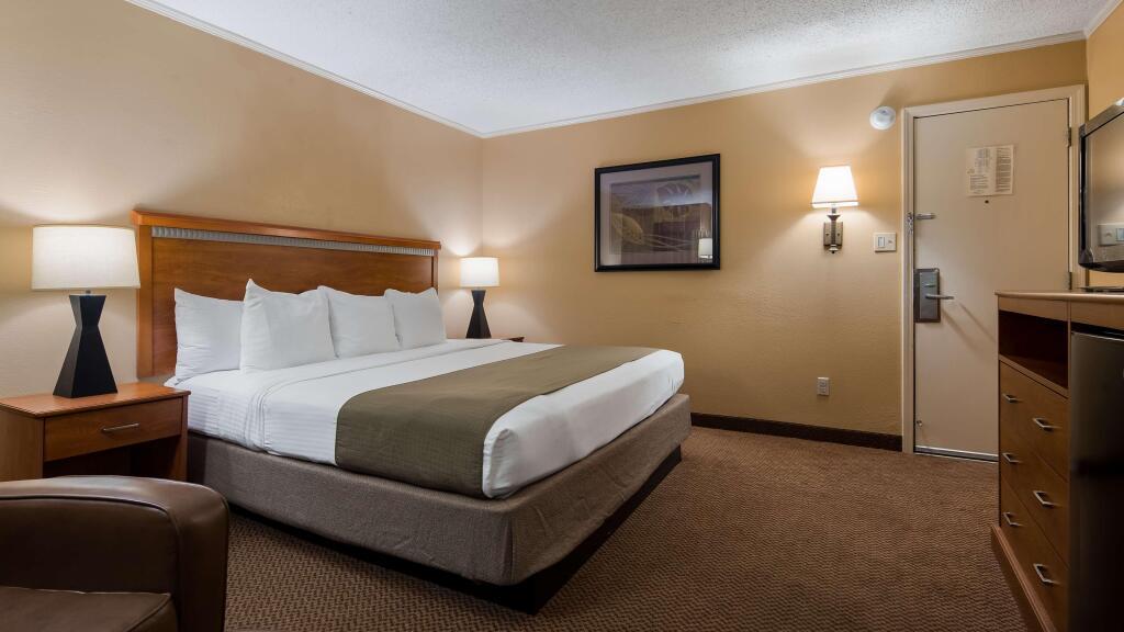 hotel image 13