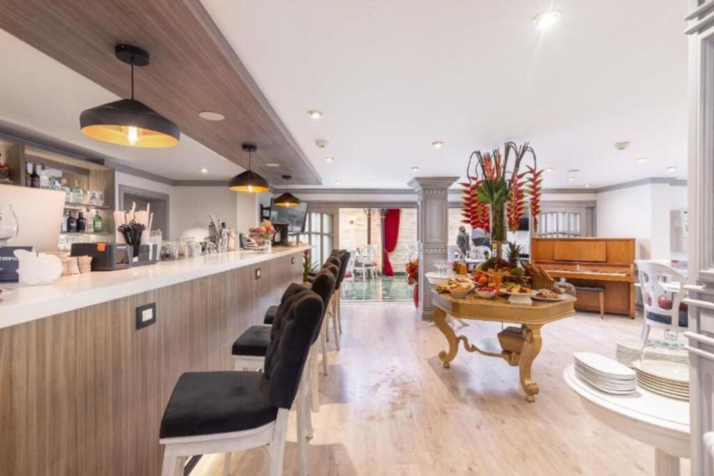 hotel image 10