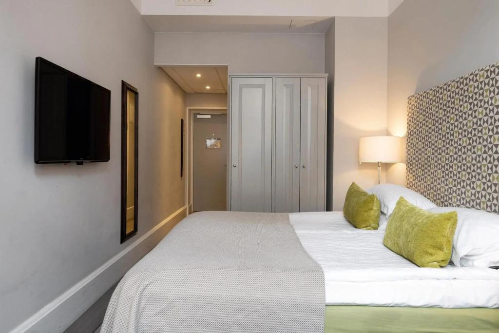 hotel image 9