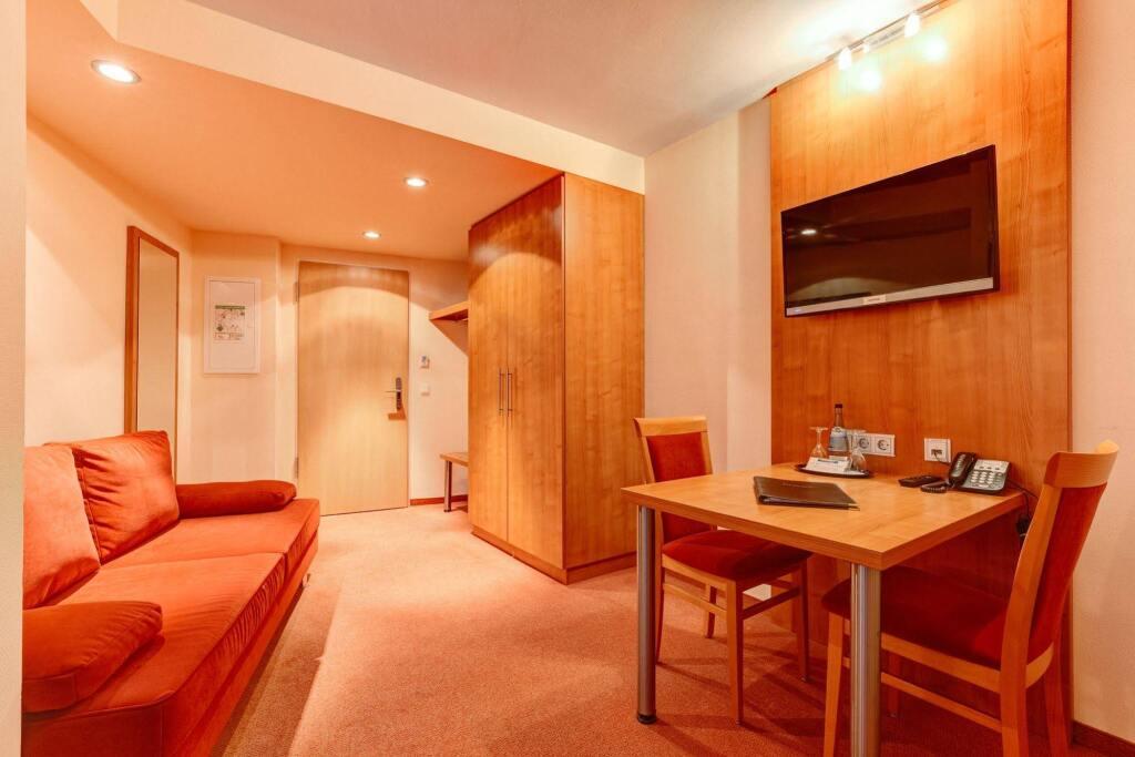 hotel image 13