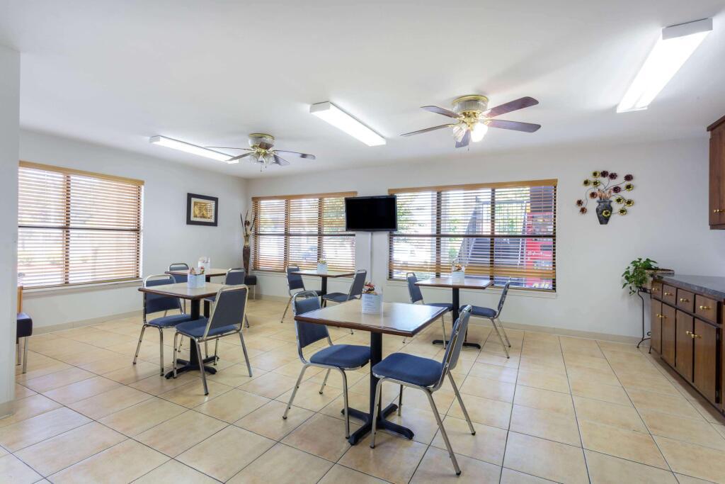 hotel image 16