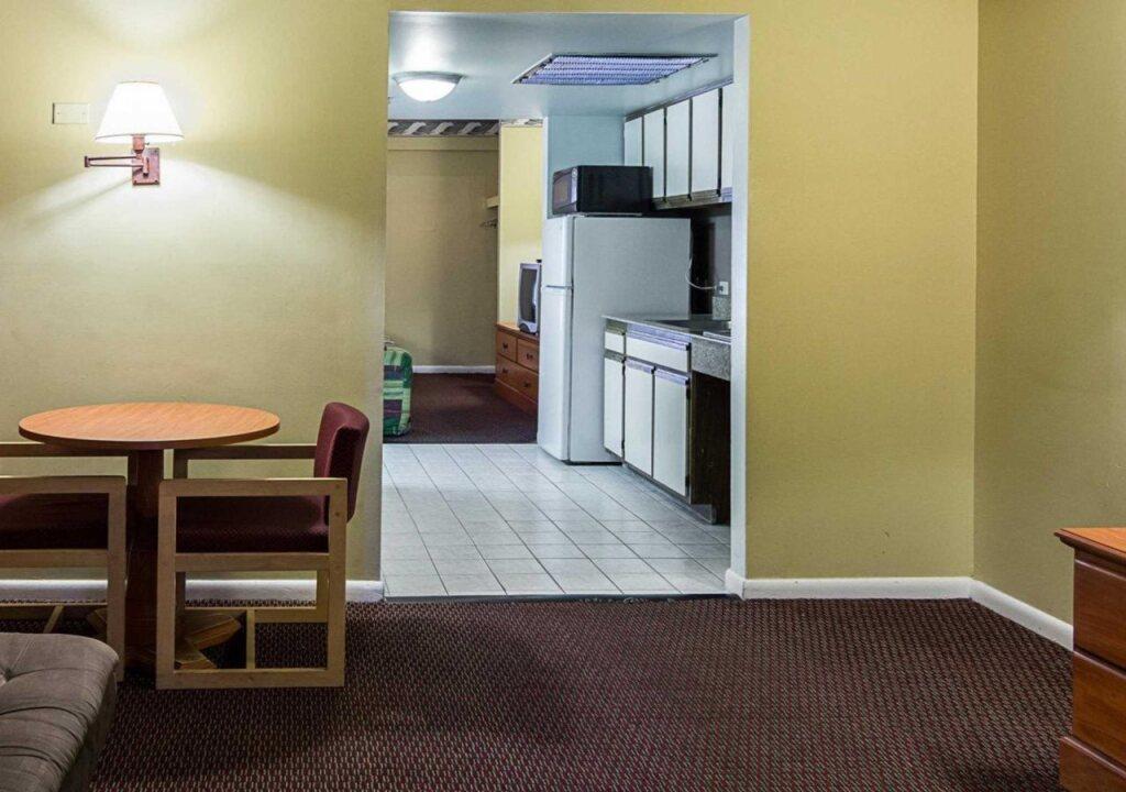 hotel image 13