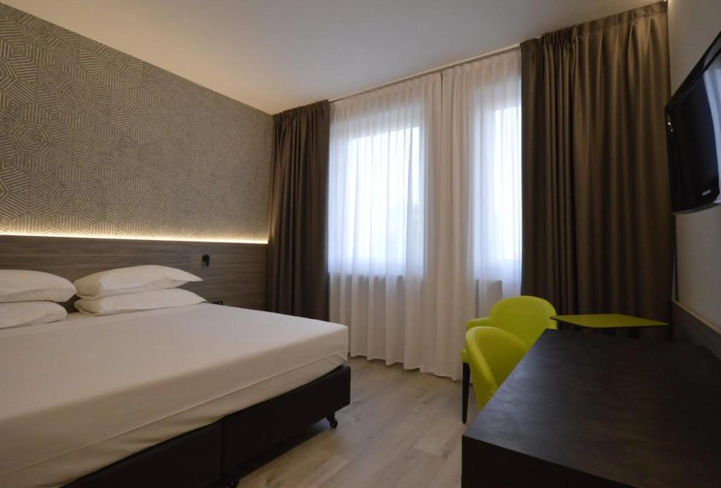 hotel image 32