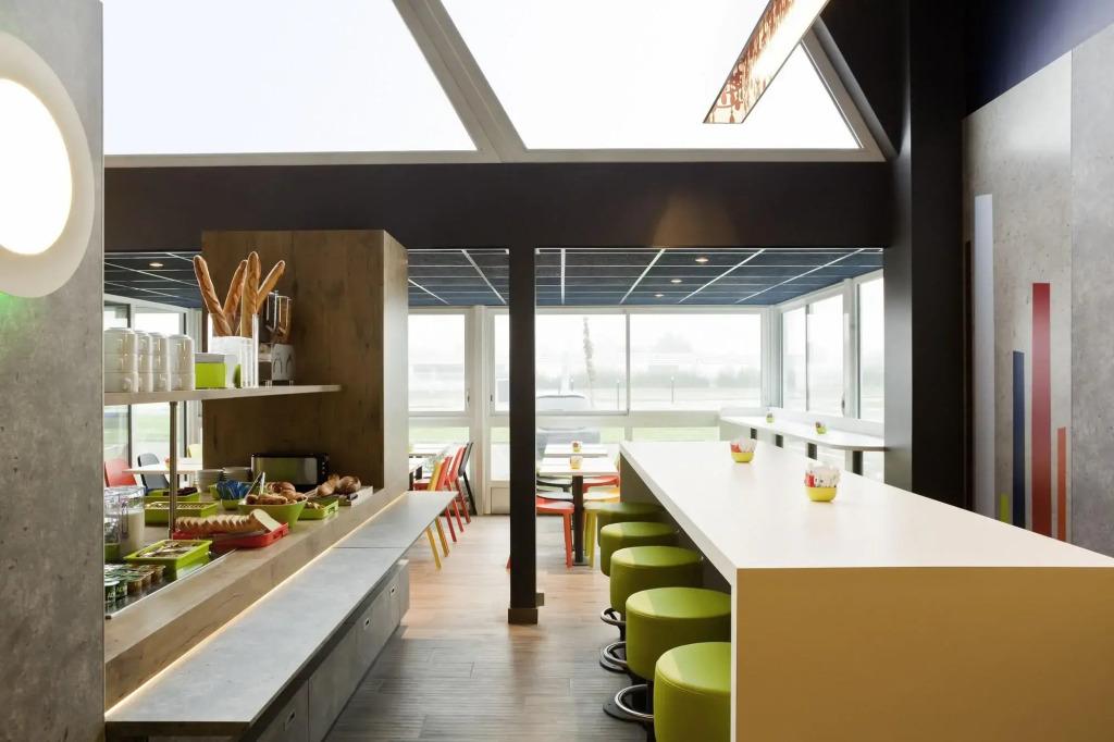 hotel image 13
