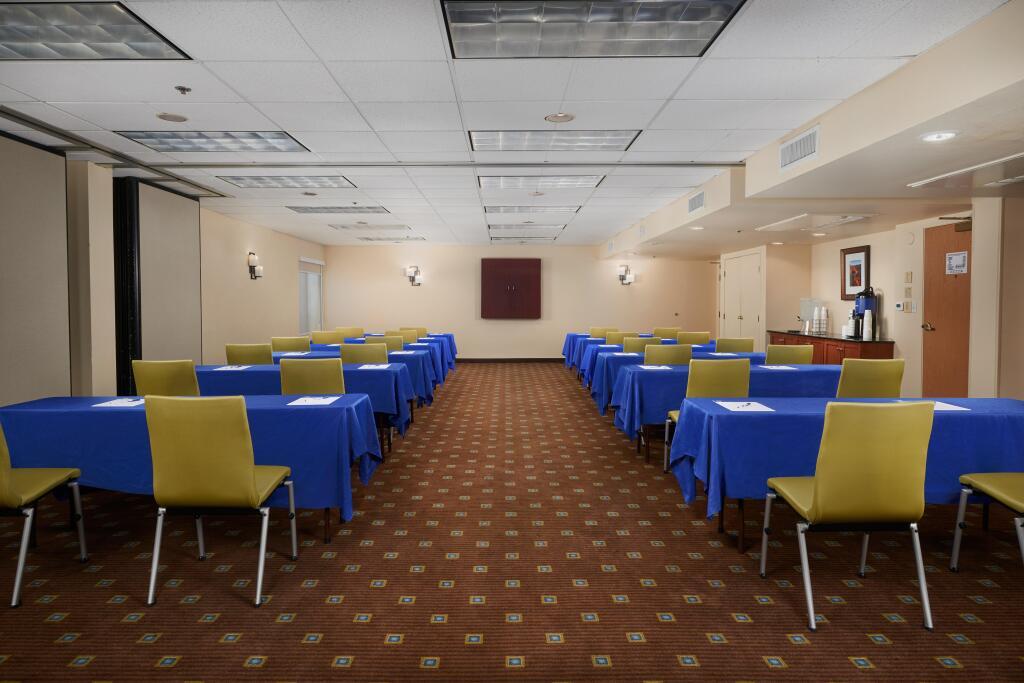 hotel image 13