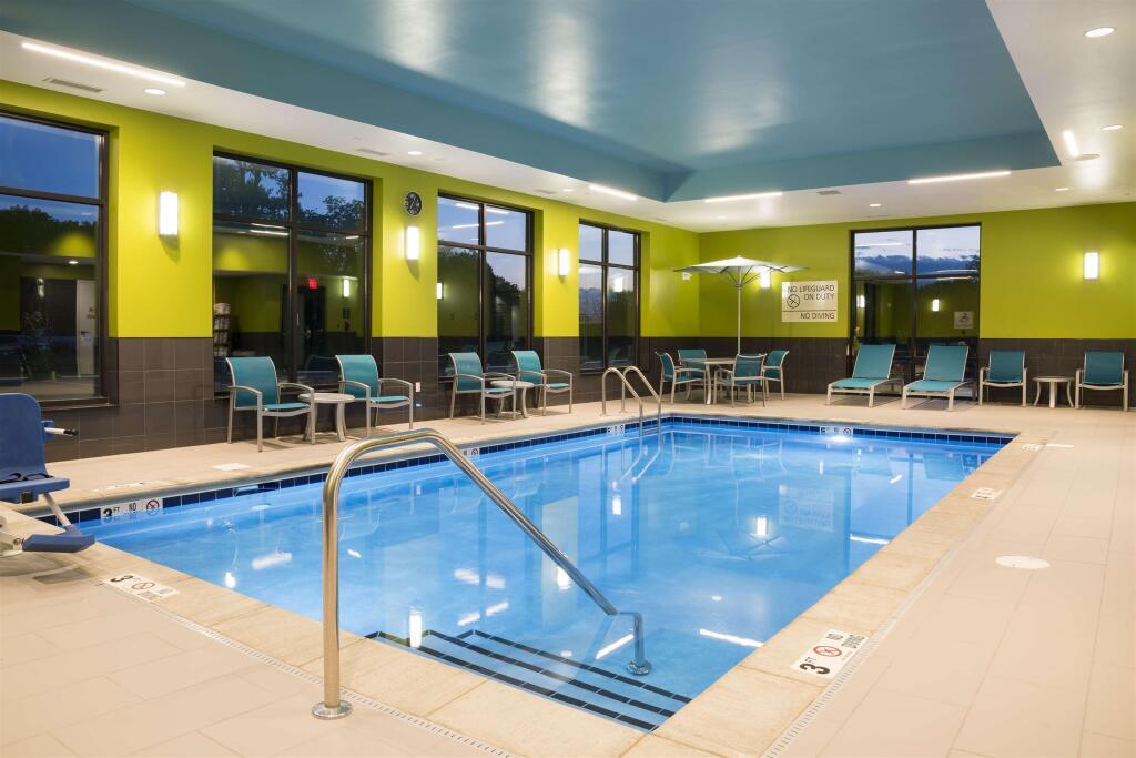 hotel image 8