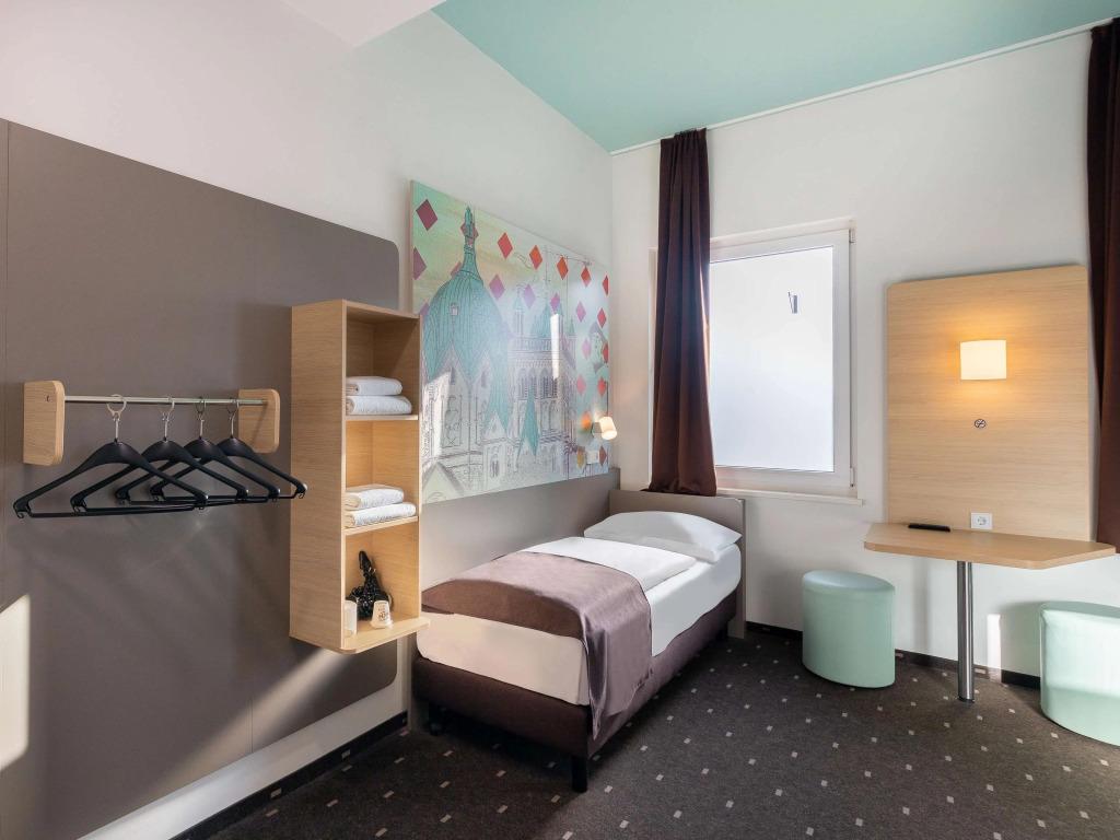 hotel image 6