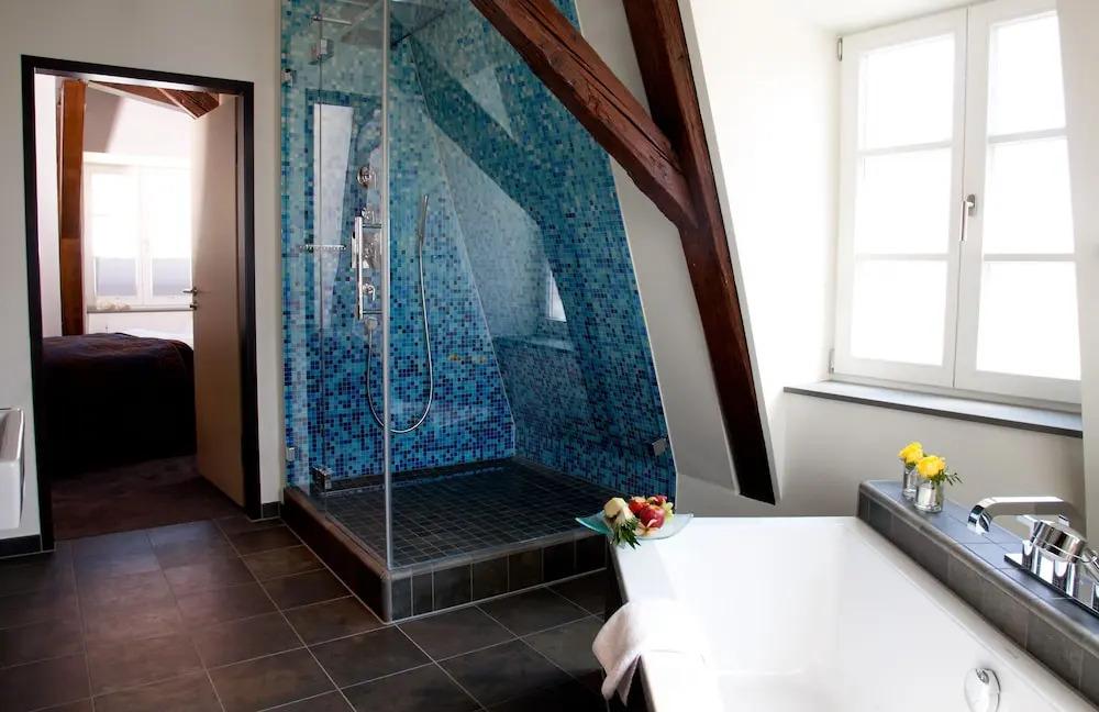 hotel image 12
