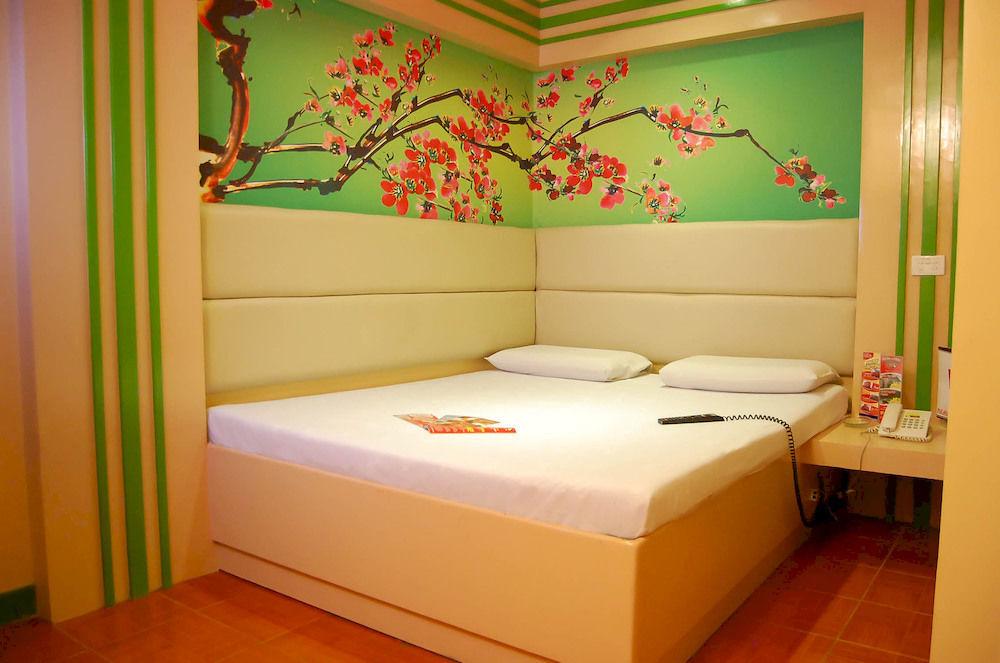 hotel image 13