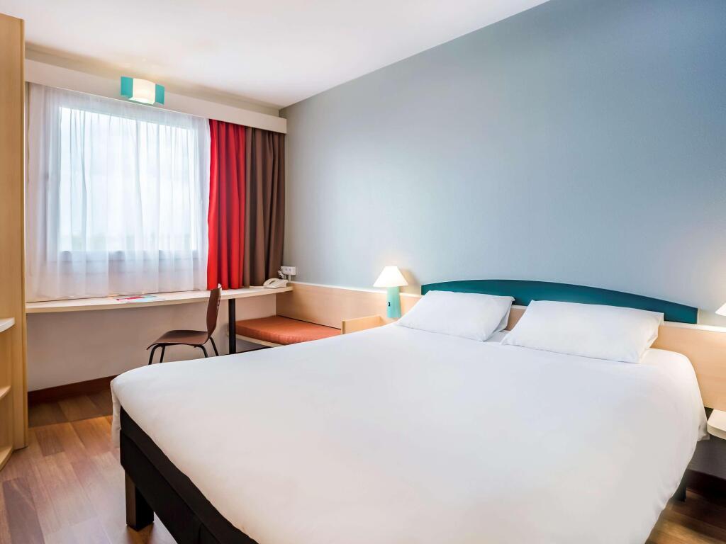 hotel image 8