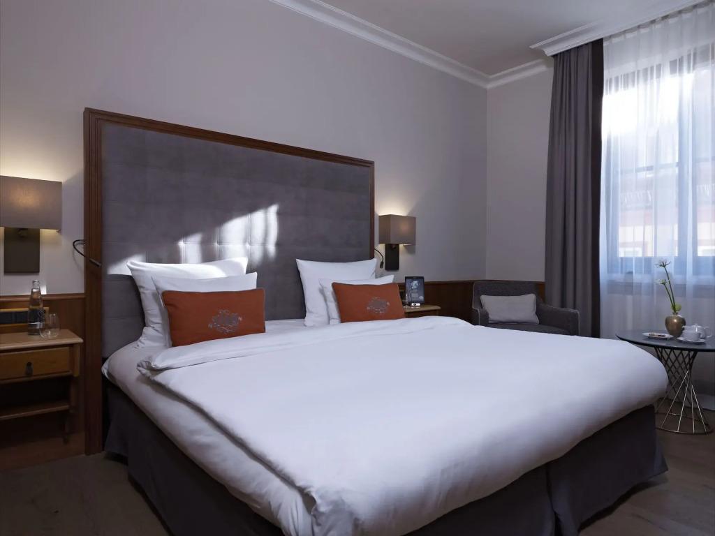 hotel image 8