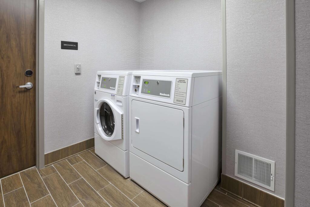 hotel image 12