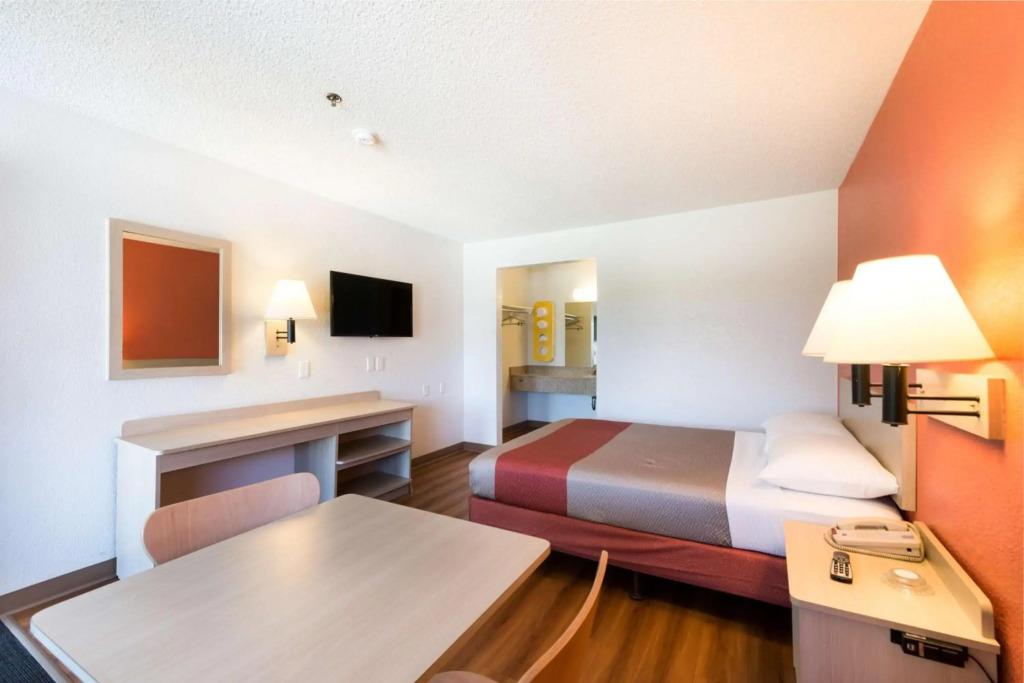 hotel image 11