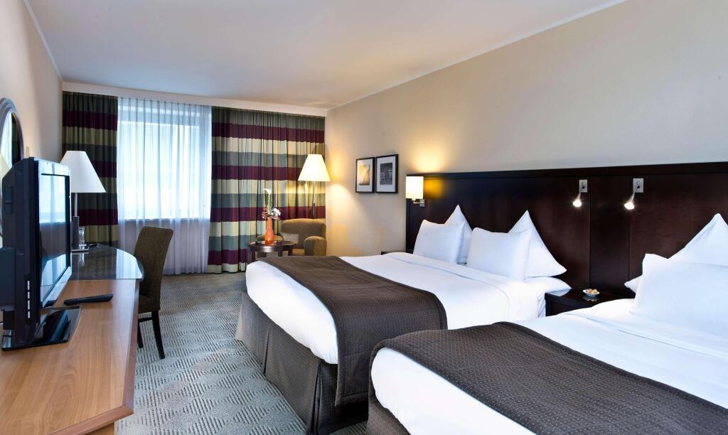 hotel image 16