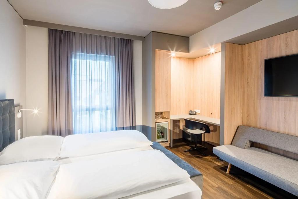 hotel image 13