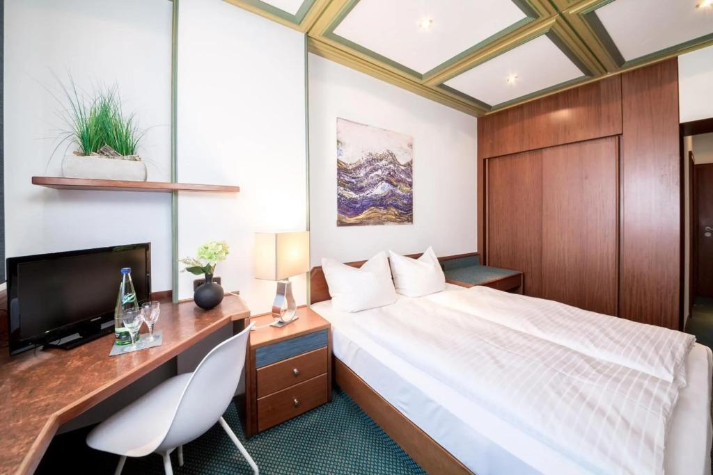 hotel image 9