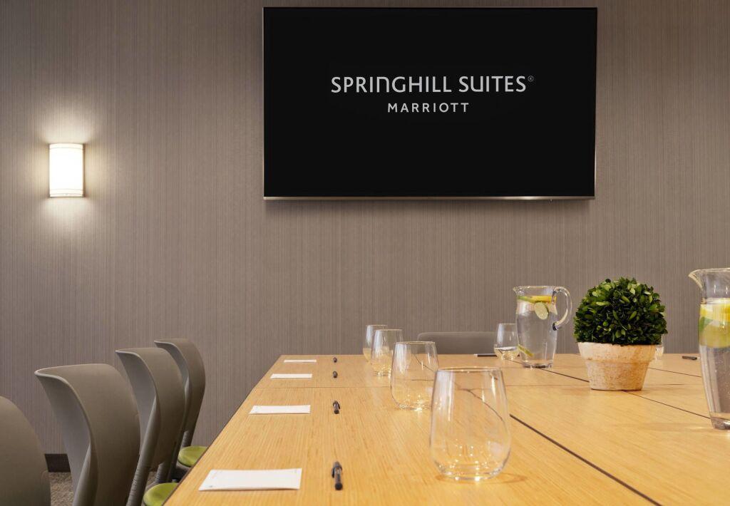 hotel image 18