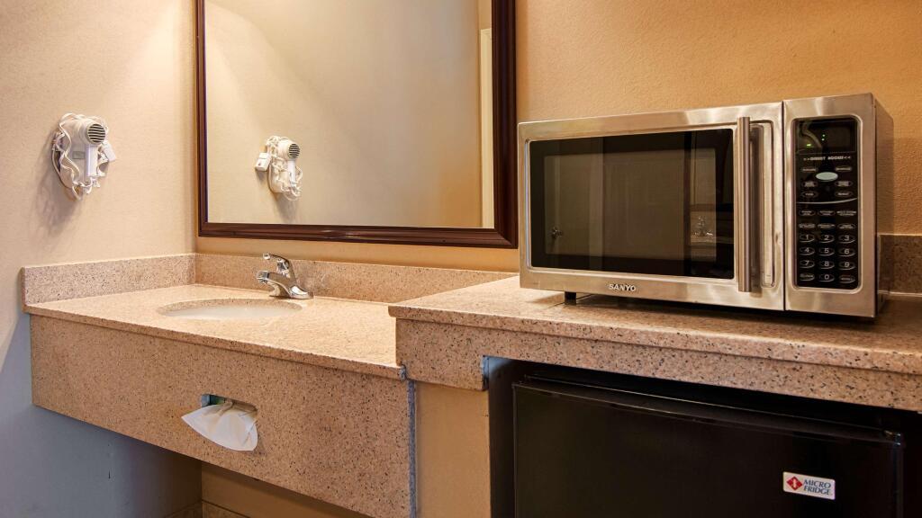 hotel image 10