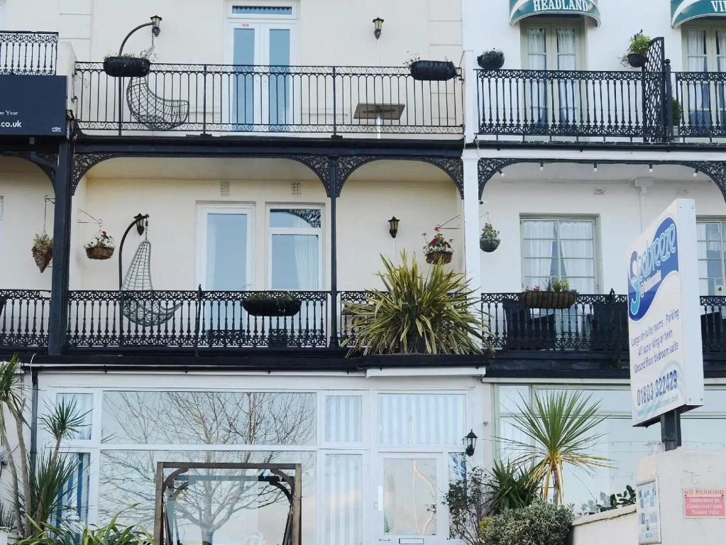 hotel image 13